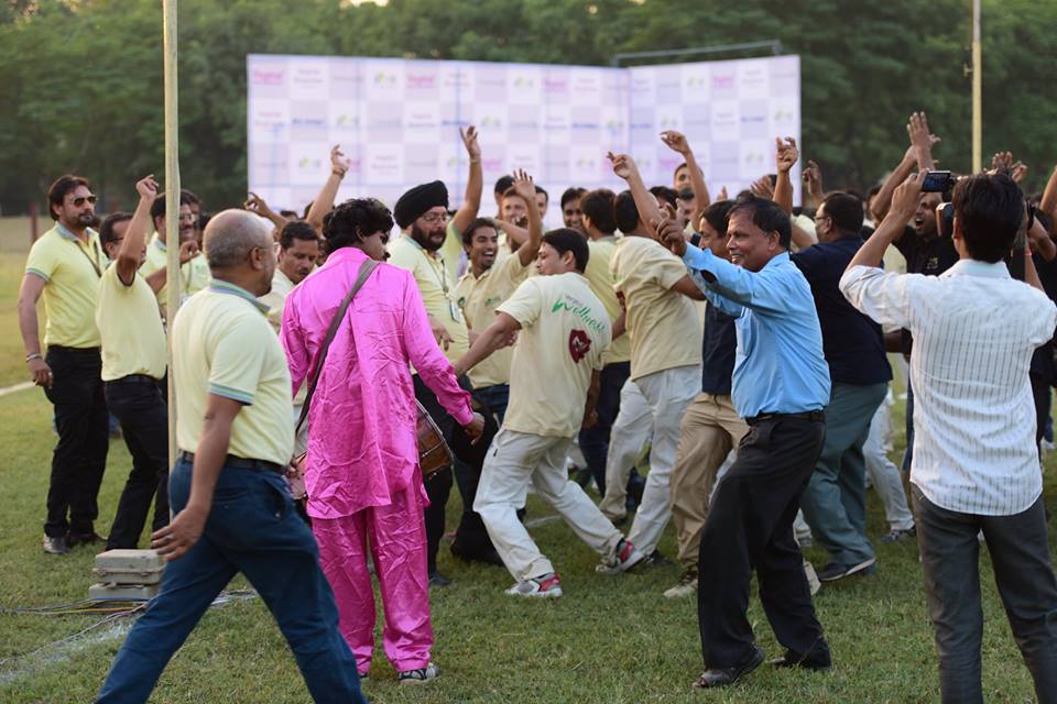 12074740_949413791764601_6319469572891414324_n